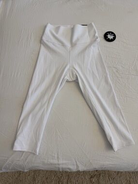 VSX White Athletic Crop Leggings